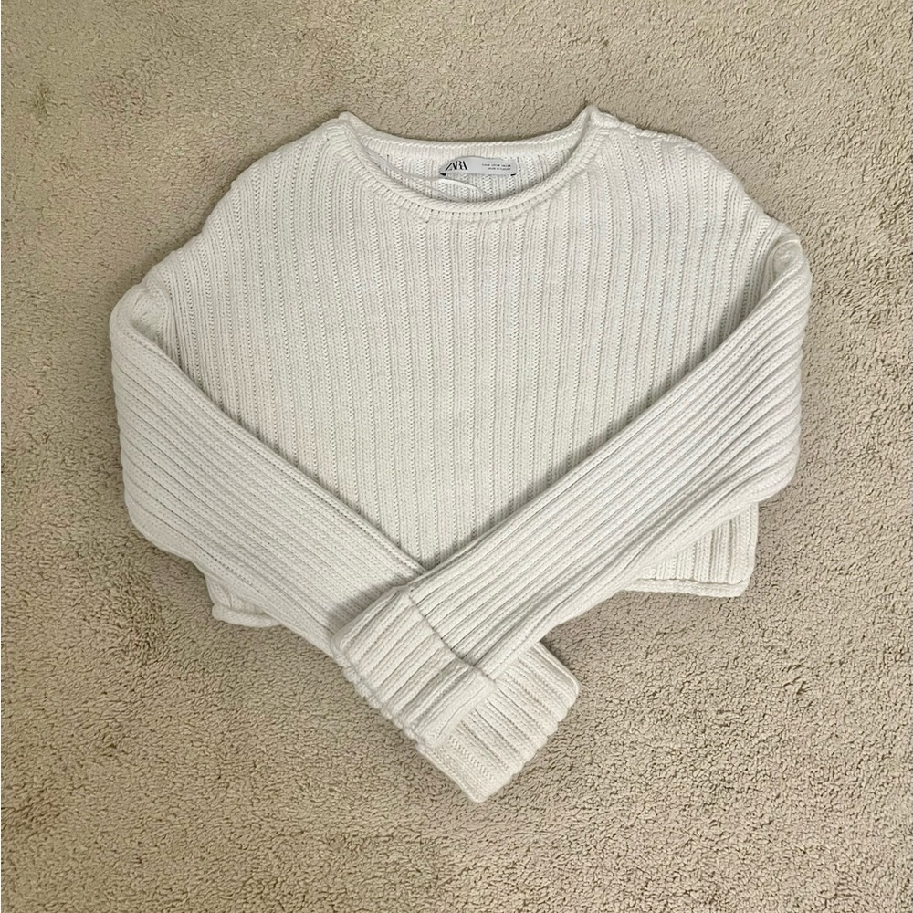 Zara Cropped Sweater Size M